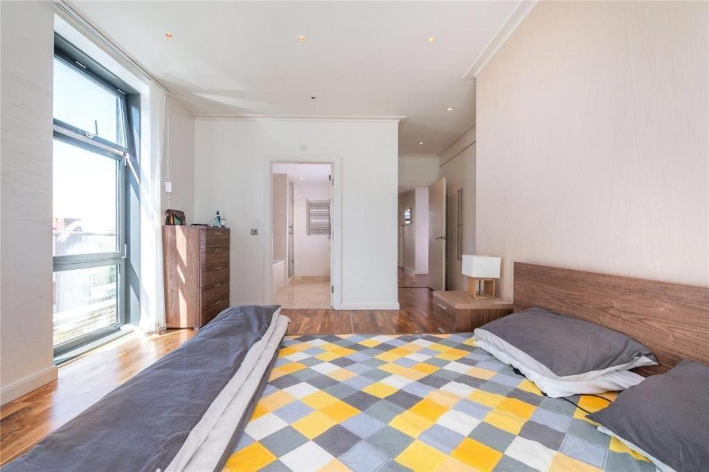 לונדון Penthouse Canary Wharf - Free Wifi מראה חיצוני תמונה